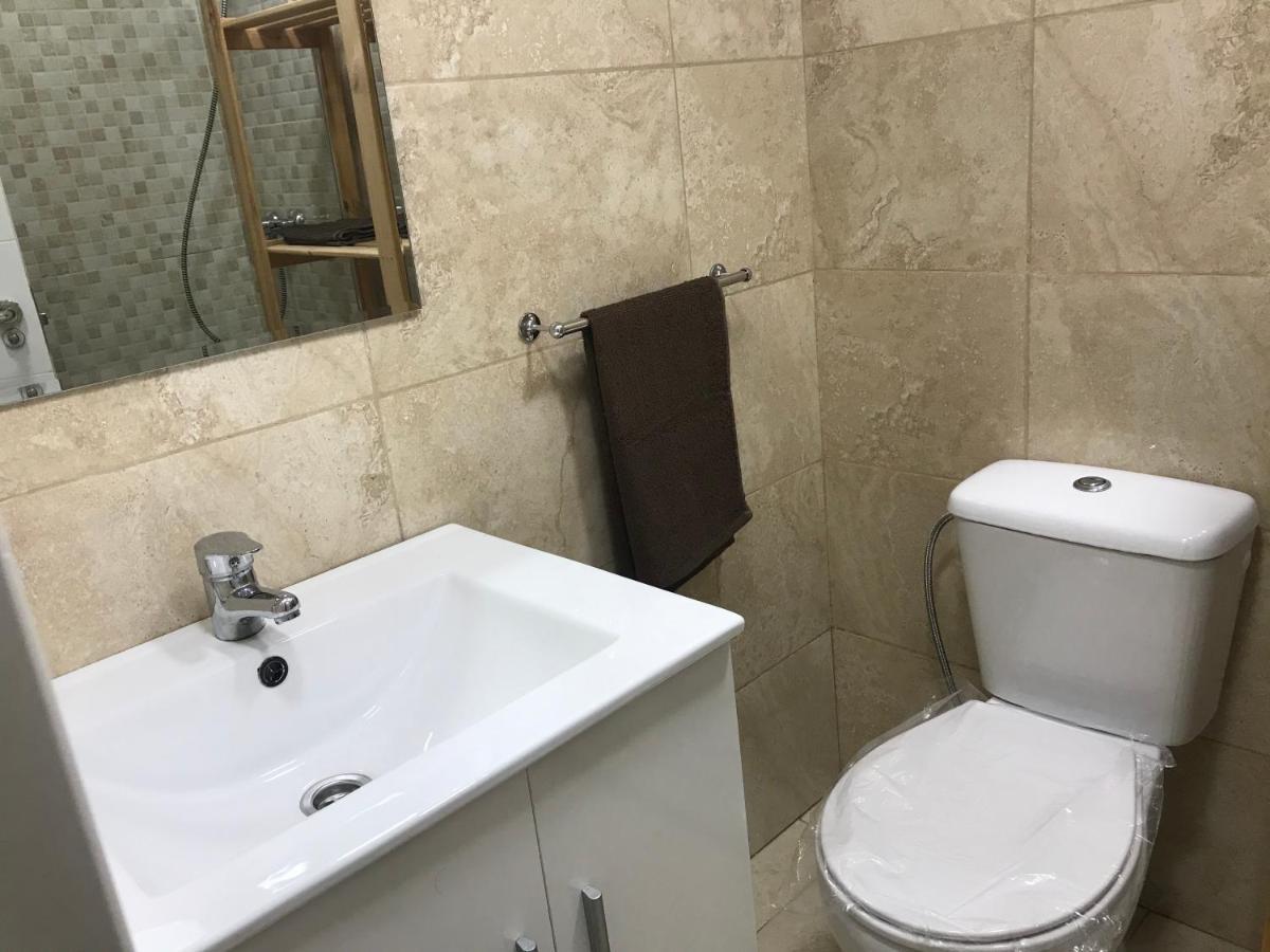4 Dorm Cerca De Playa Y Centro Ciudad Lägenhet Málaga Exteriör bild