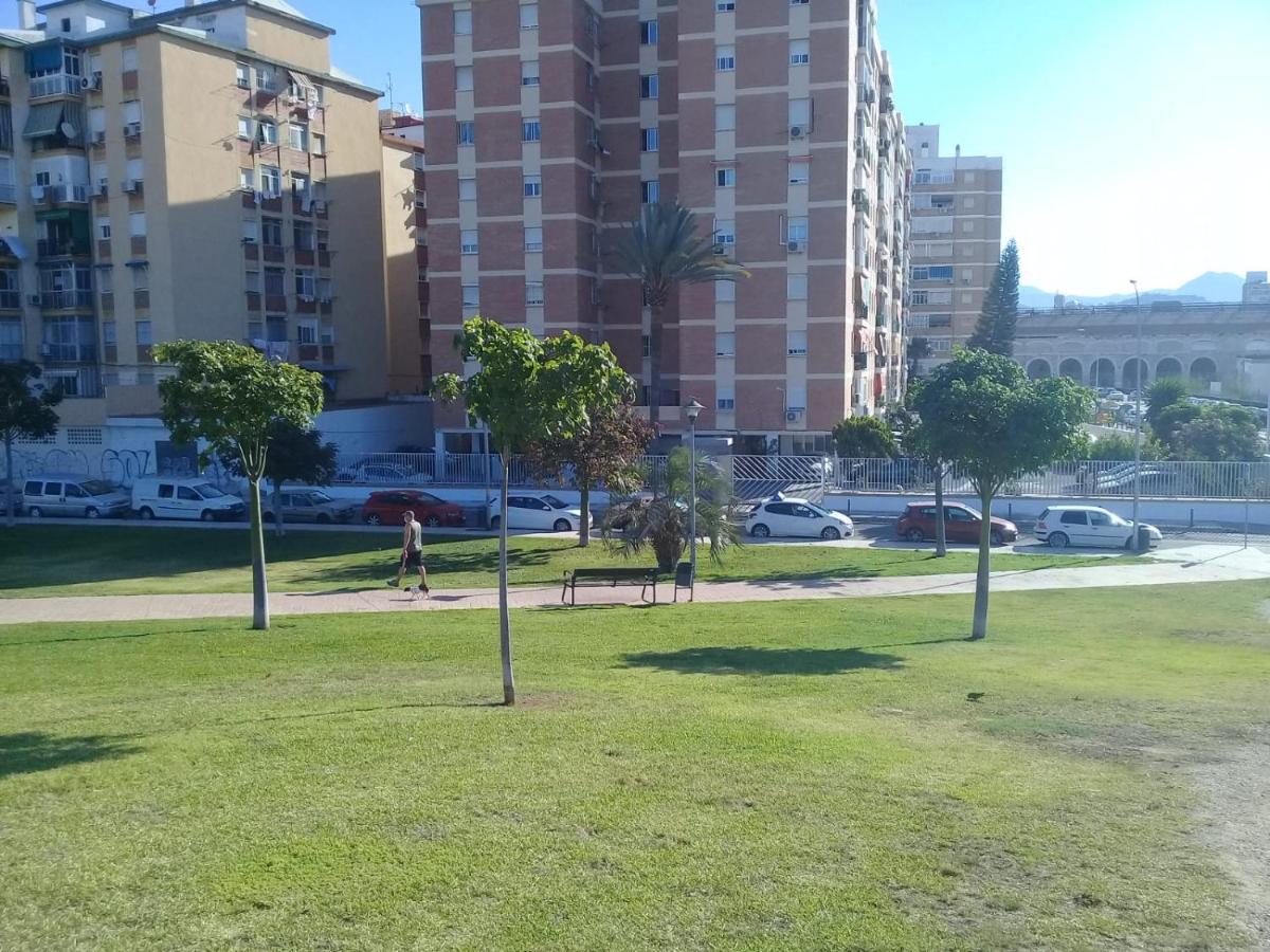 4 Dorm Cerca De Playa Y Centro Ciudad Lägenhet Málaga Exteriör bild