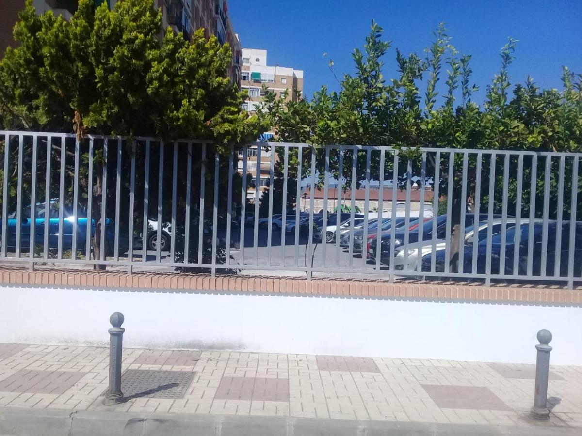 4 Dorm Cerca De Playa Y Centro Ciudad Lägenhet Málaga Exteriör bild
