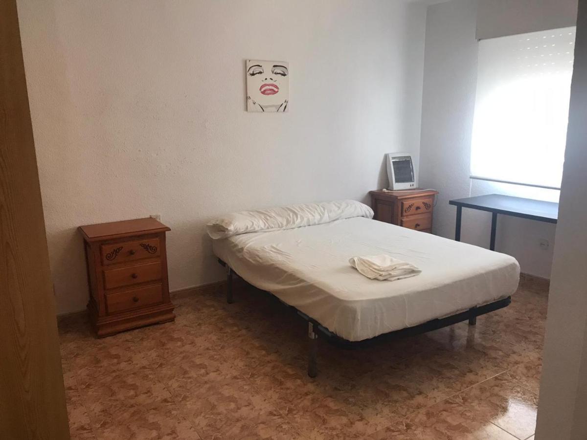 4 Dorm Cerca De Playa Y Centro Ciudad Lägenhet Málaga Exteriör bild